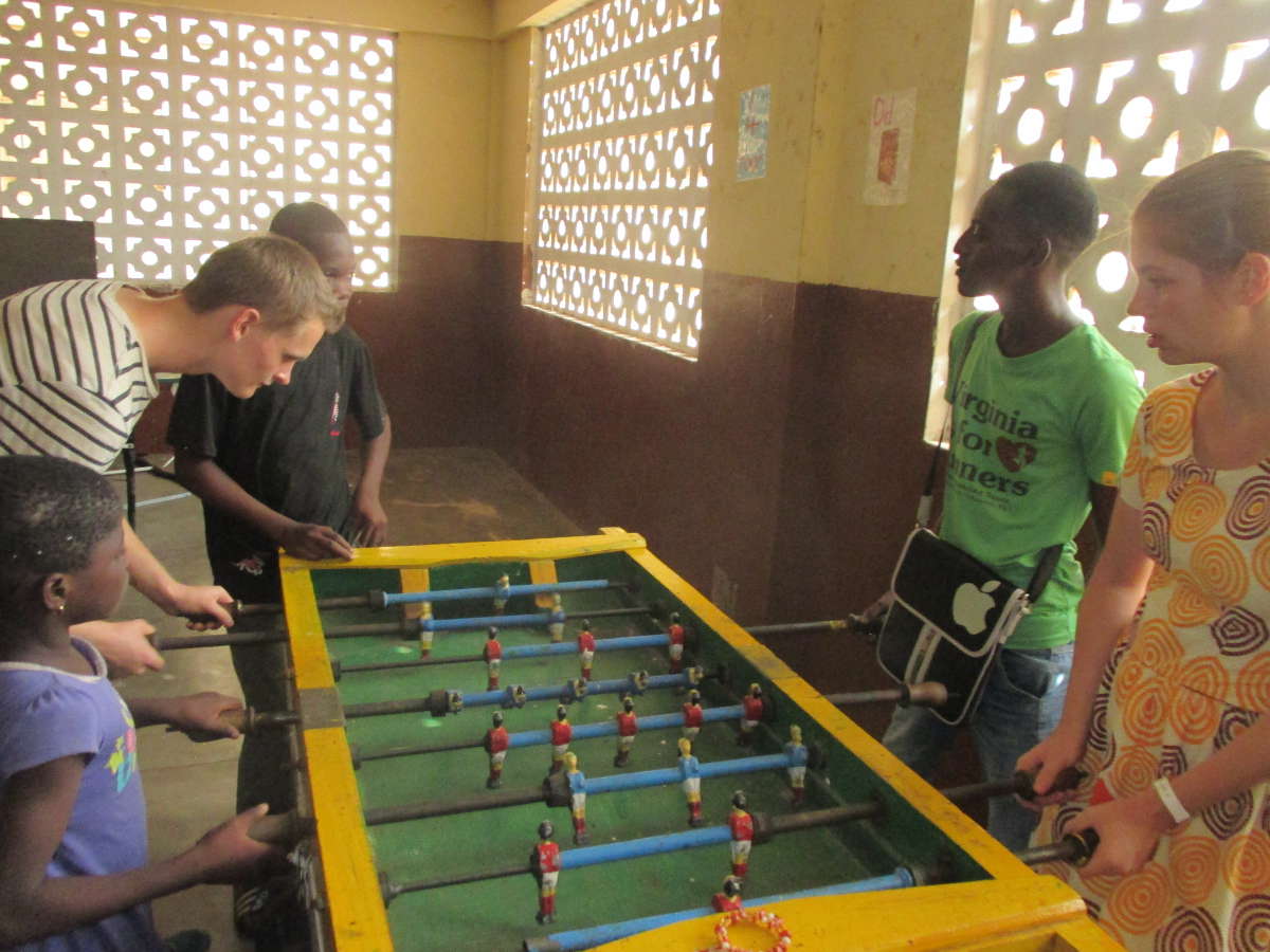 Im Kickern sind unsere Kids echte Profis.