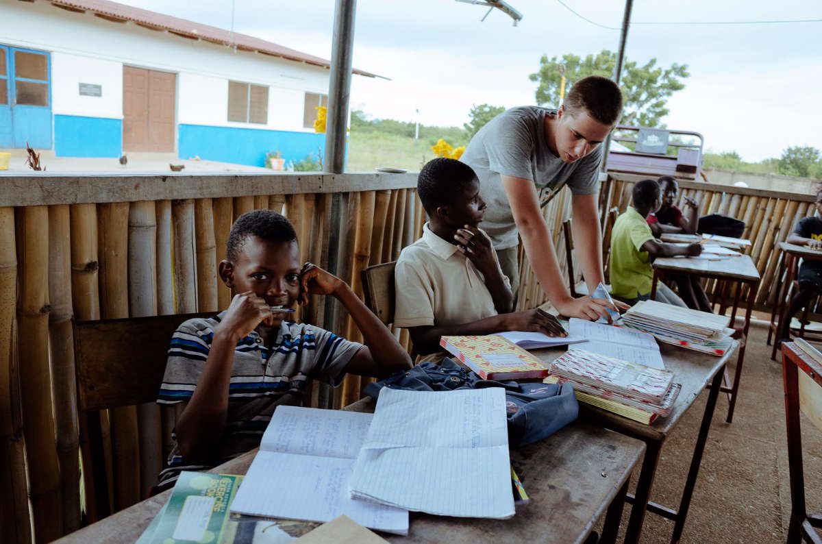 Mit etwas Unterstützung werden auch die Hausaufgaben fertig. Mit etwas Unterstützung werden auch die Hausaufgaben fertig.